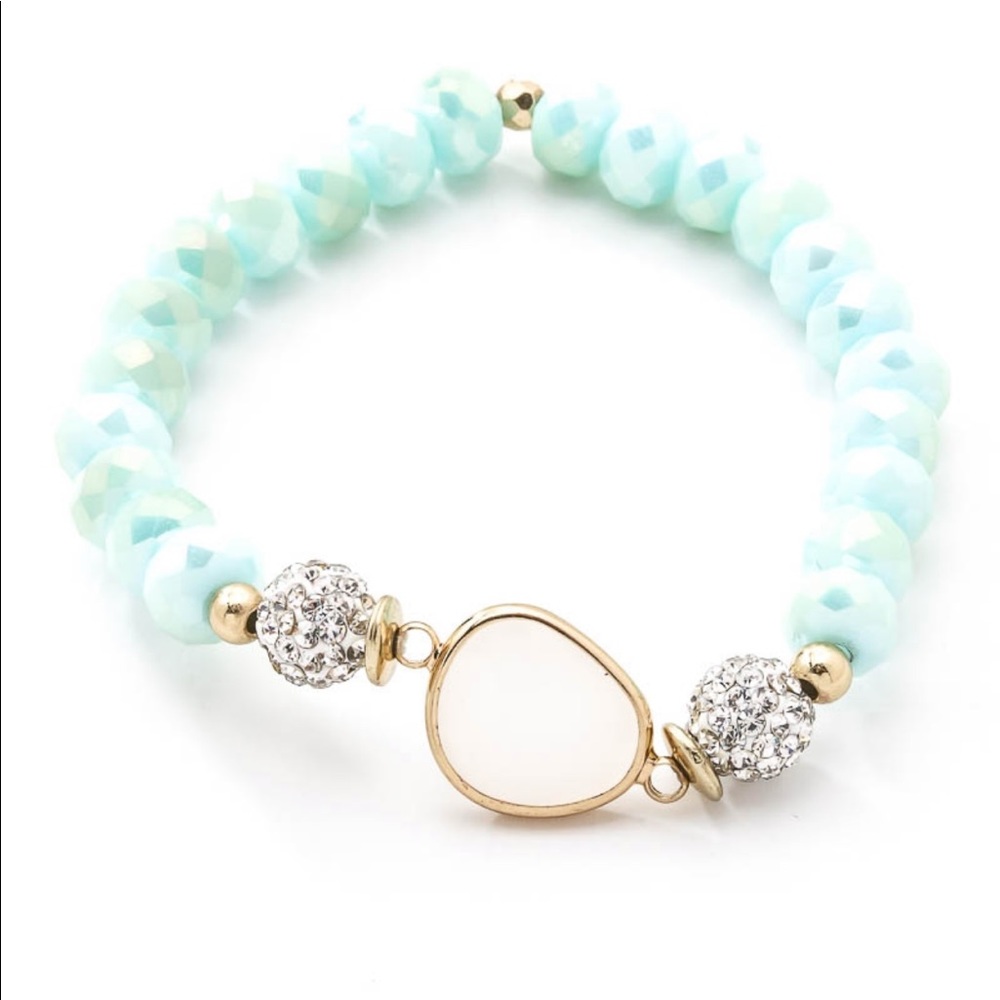 ✨Seafoam Blue Beaded Bracelet✨